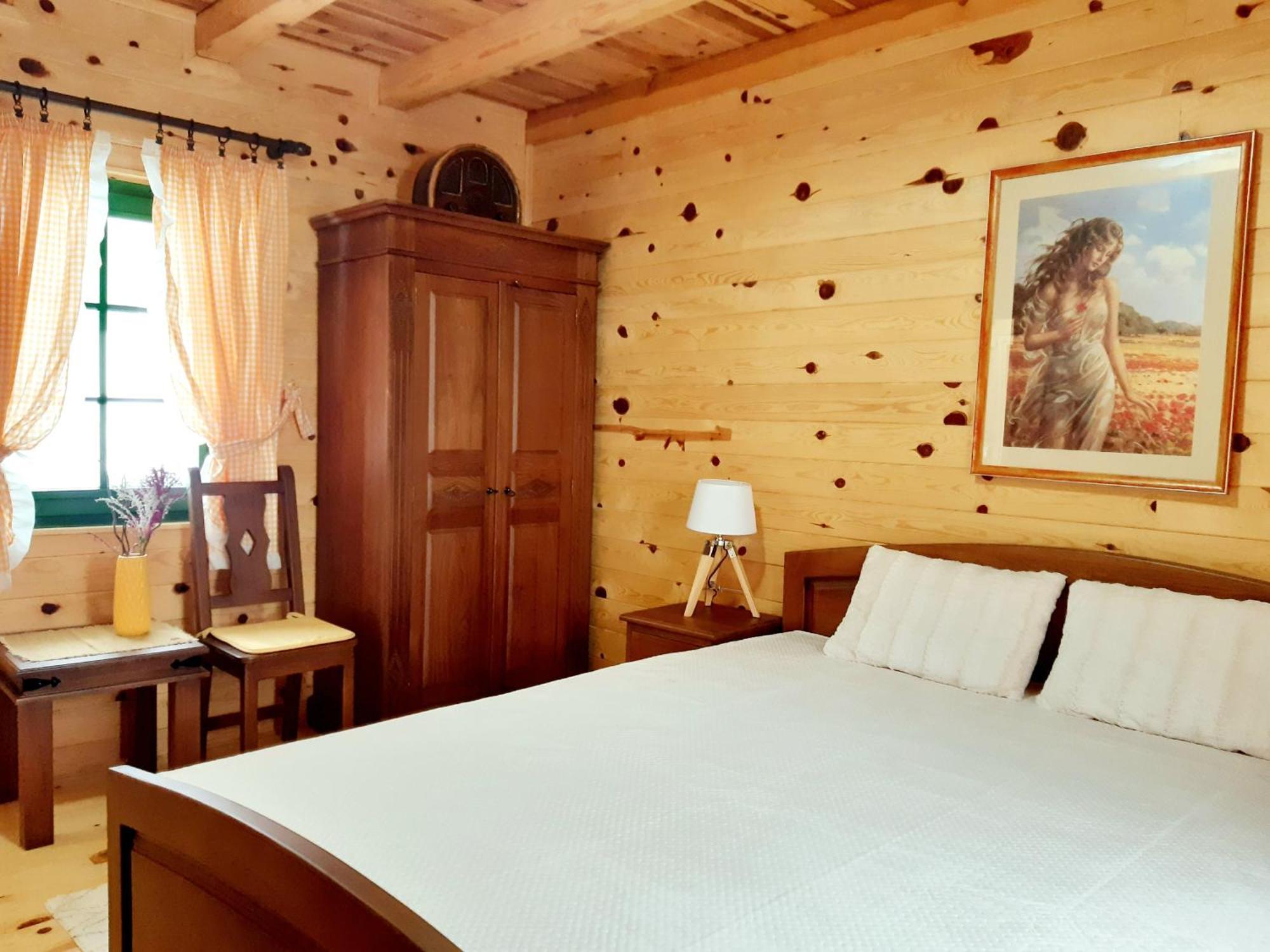 El Paso City, Zlatibor - Unique Wooden Cottages, Treehouse, Wild West Rooms, Accommodation 1-6 People エクステリア 写真